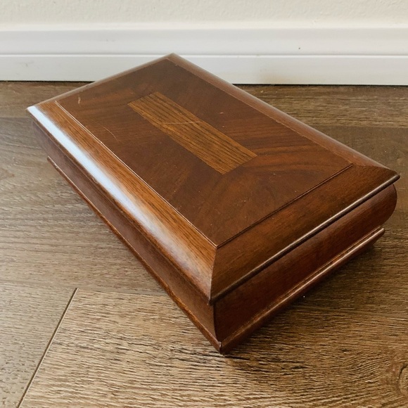 Vintage wooden box - Picture 11 of 12